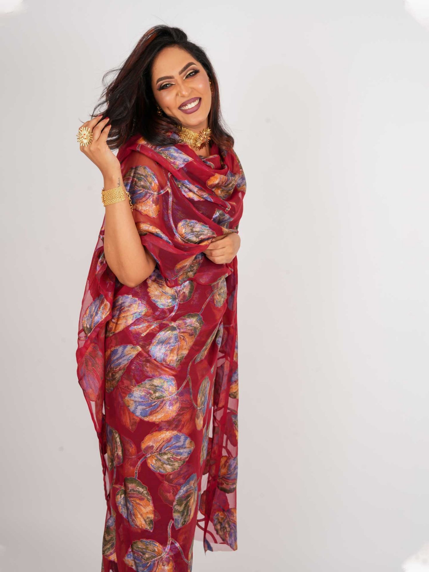 Red Pattern Tobe