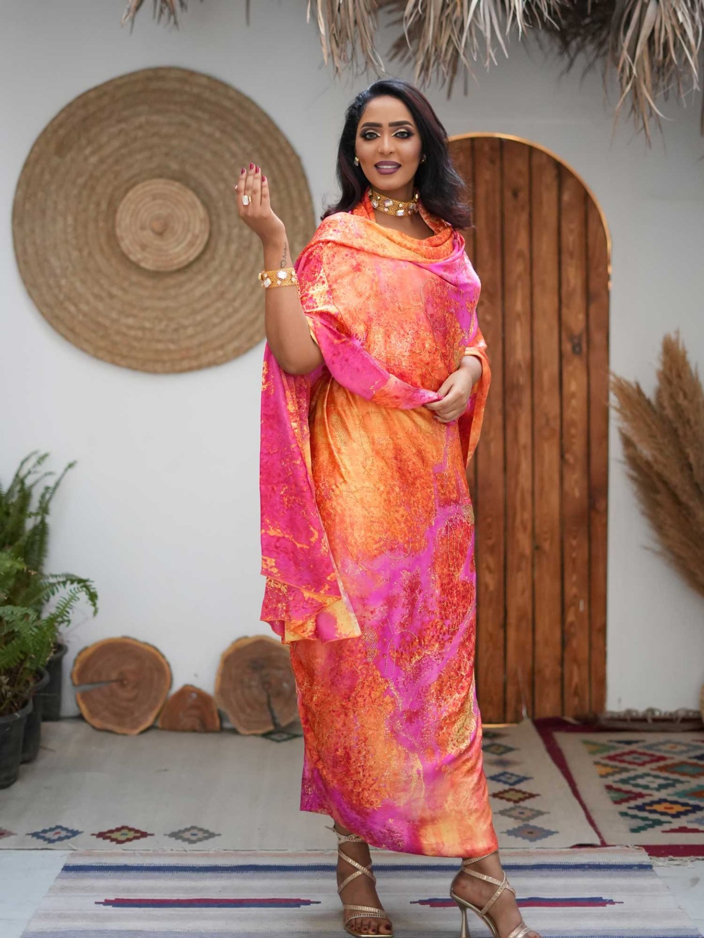 Pink Patterned Tobe